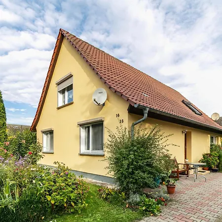 Apartment Im Blumengarten Angermunde